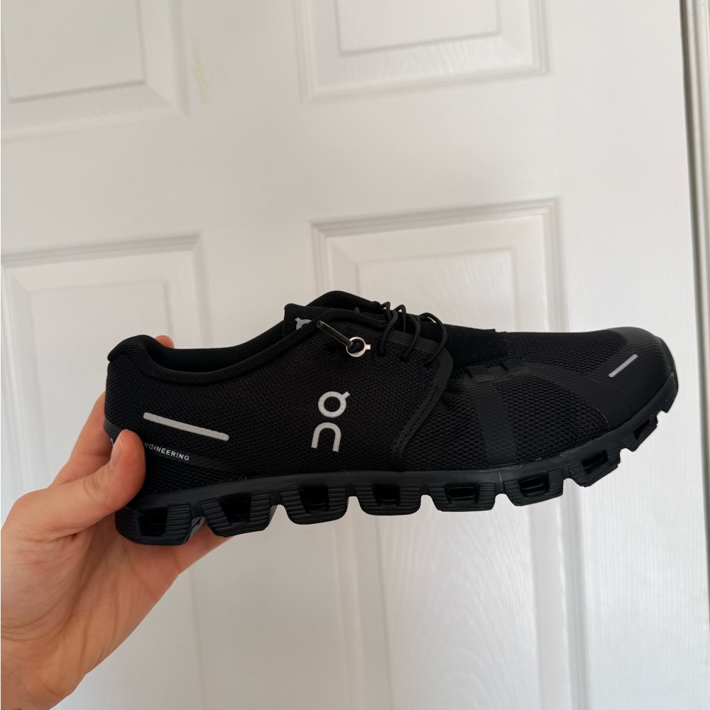 On Running Men's Cloudswift Black Athletic Shoe